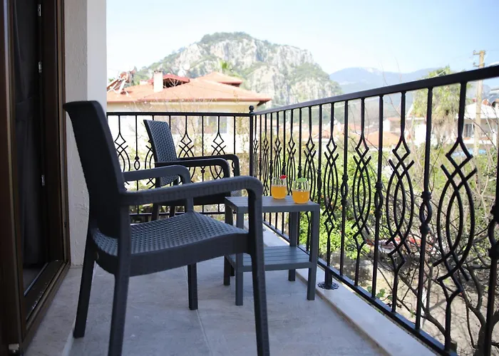 @home Bed & Breakfast 4*